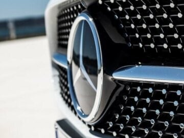 www.mercedes-benz.pl