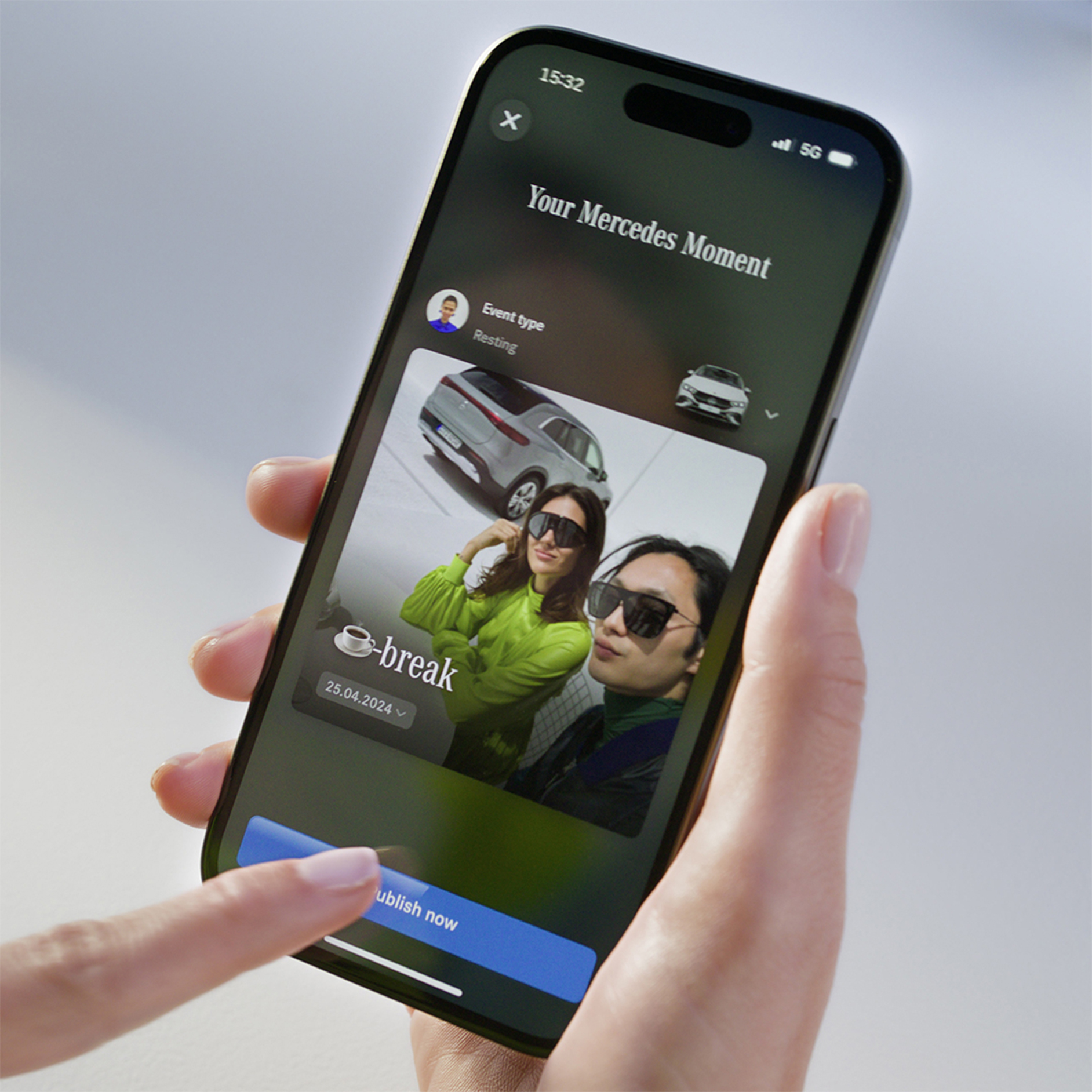 Aplikacja Mercedes-Benz Historie | Aplikacje | Mercedes-Benz Ekran aplikacji Mercedes-Benz Historie.