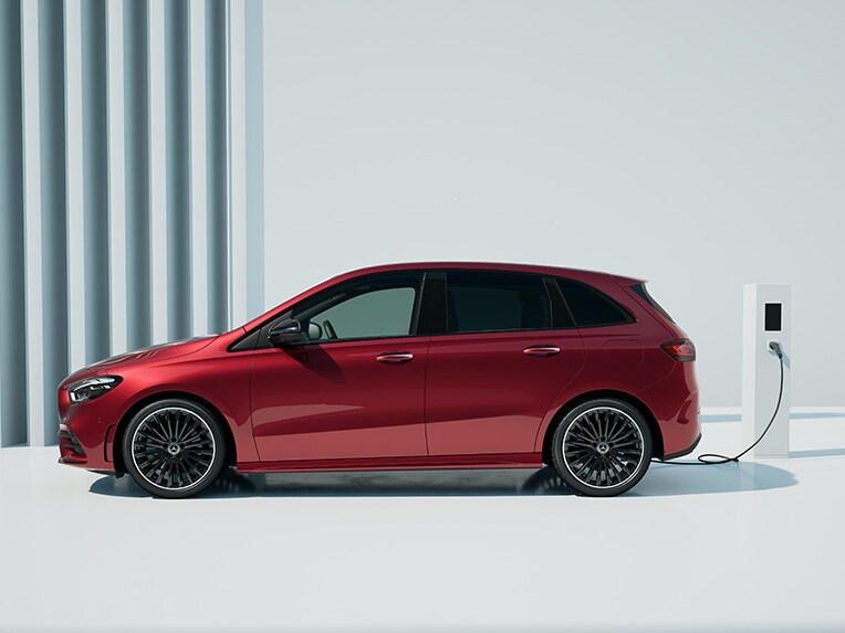 Ilustracja procesu ładowania Klasy B w technologii plug-in hybrid.