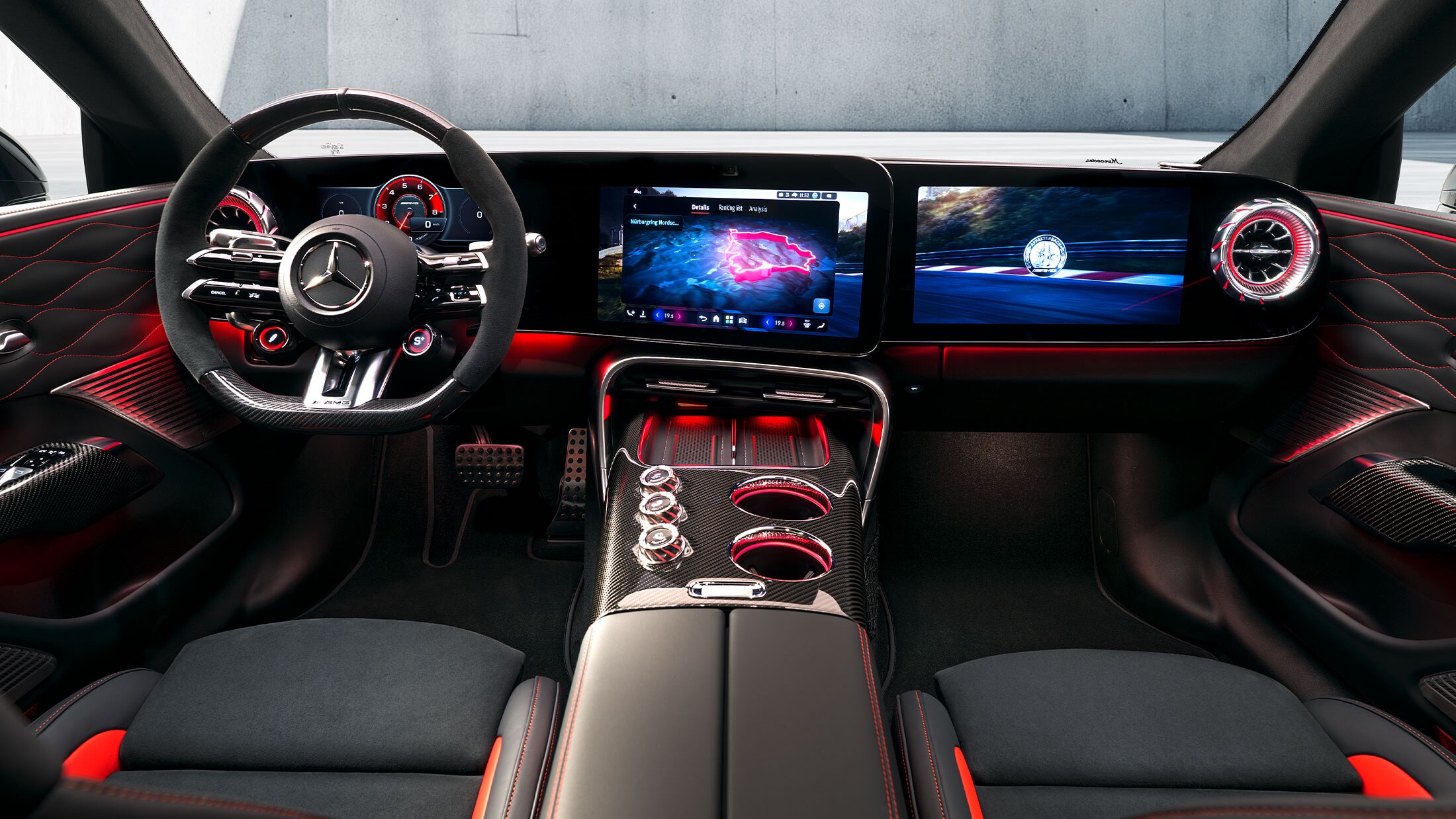 Wnętrze nowego 4-drzwiowy Coupé od Mercedes-AMG GT.