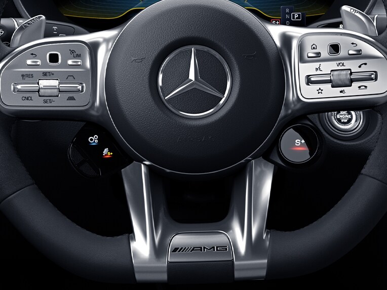 Przyciski na kierownicy AMG w Coupé Klasy C od Mercedes-AMG.