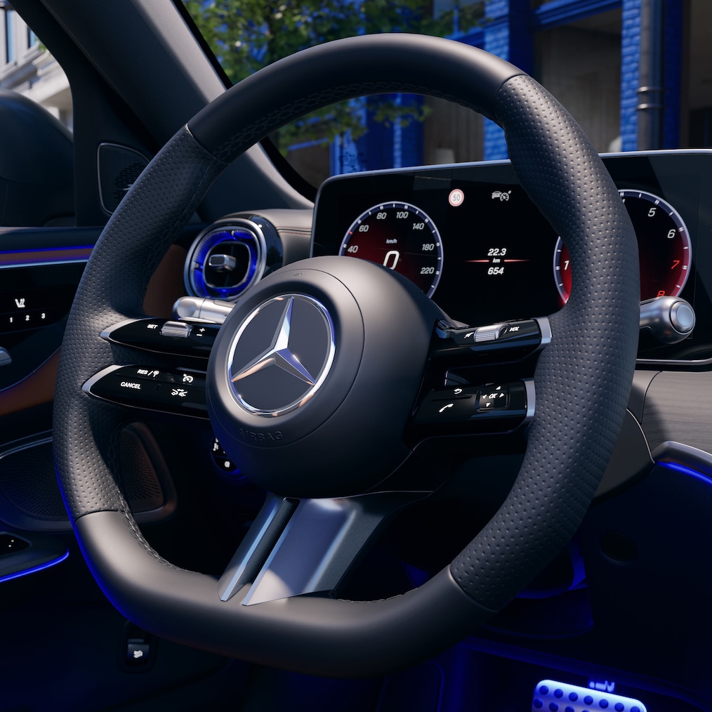 Nowa kierownica w modelu Mercedes-Benz Klasa C Limuzyna.