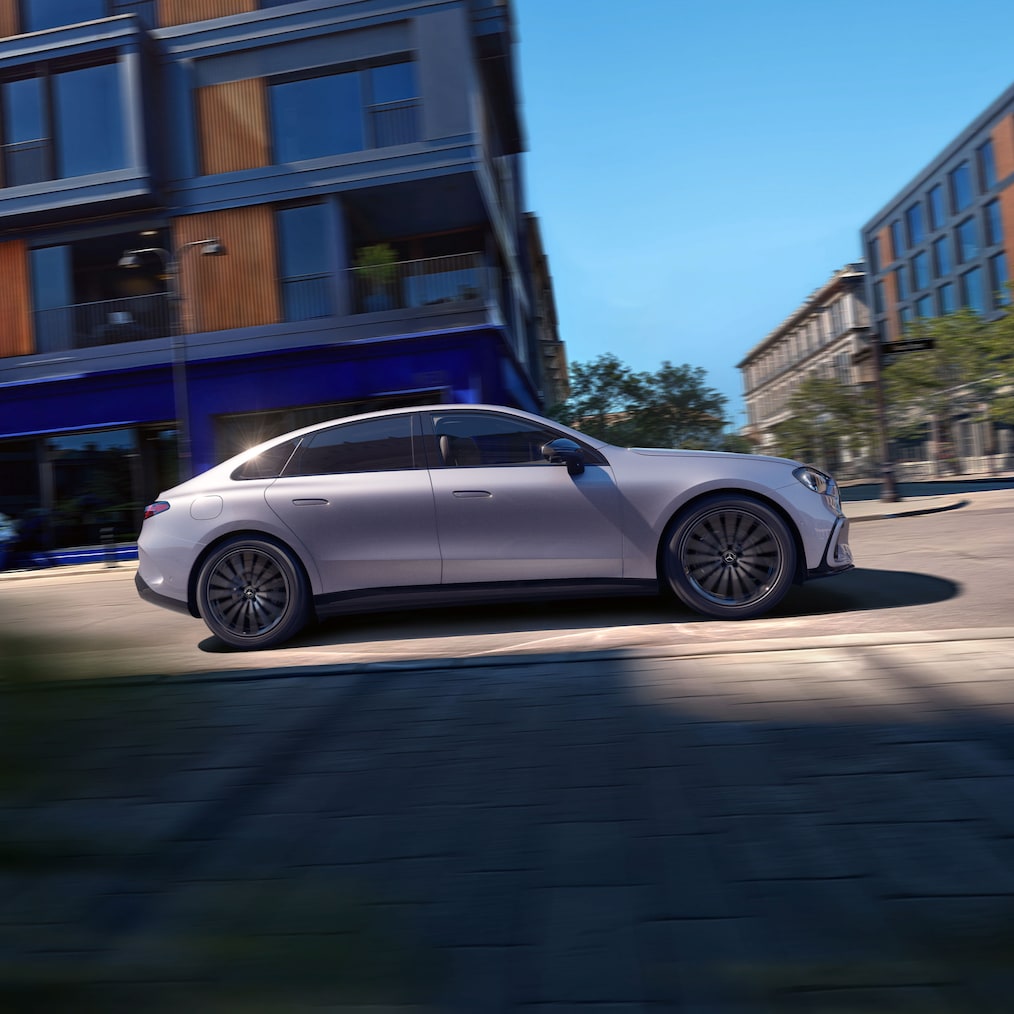 Pakiet Zwrotności i Komfortu  nowej elektrycznej Klasy C Mercedes-Benz.