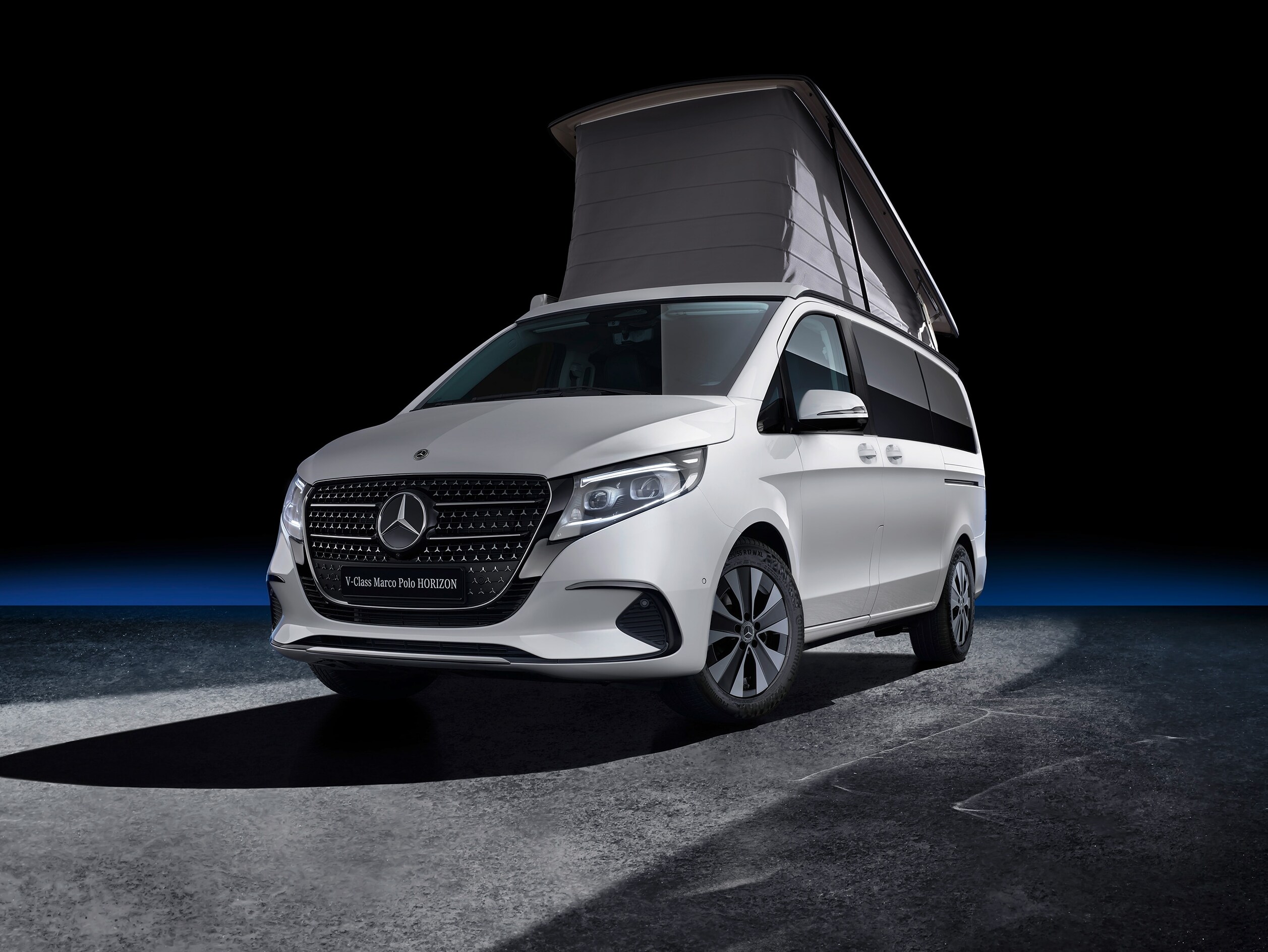 Marco Polo HORIZON z podnoszonym dachem.