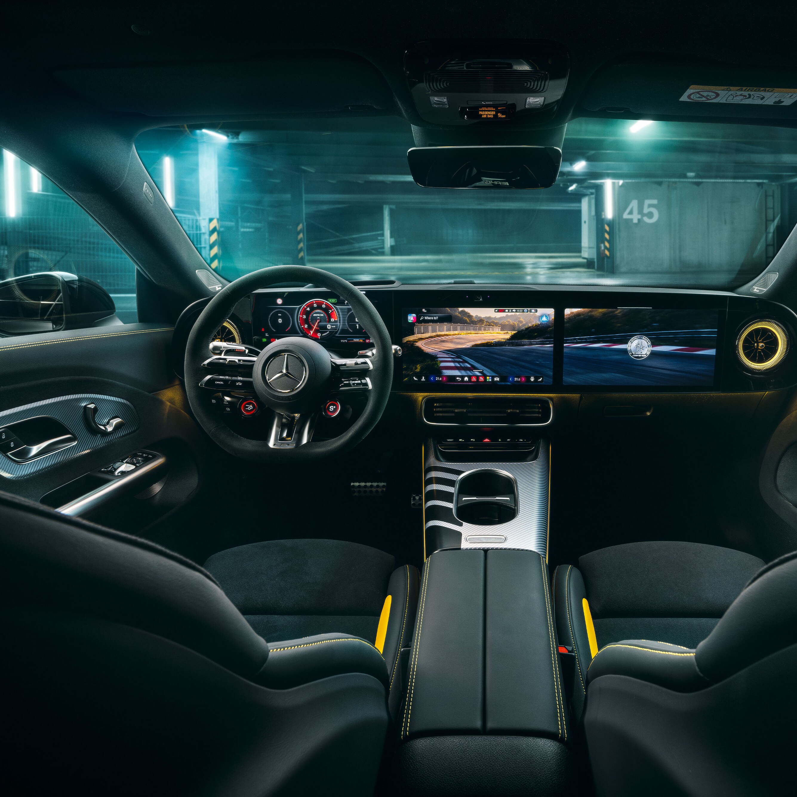 Wnętrze całkowicie nowego Mercedes-AMG CLA 45 4MATIC+ electric