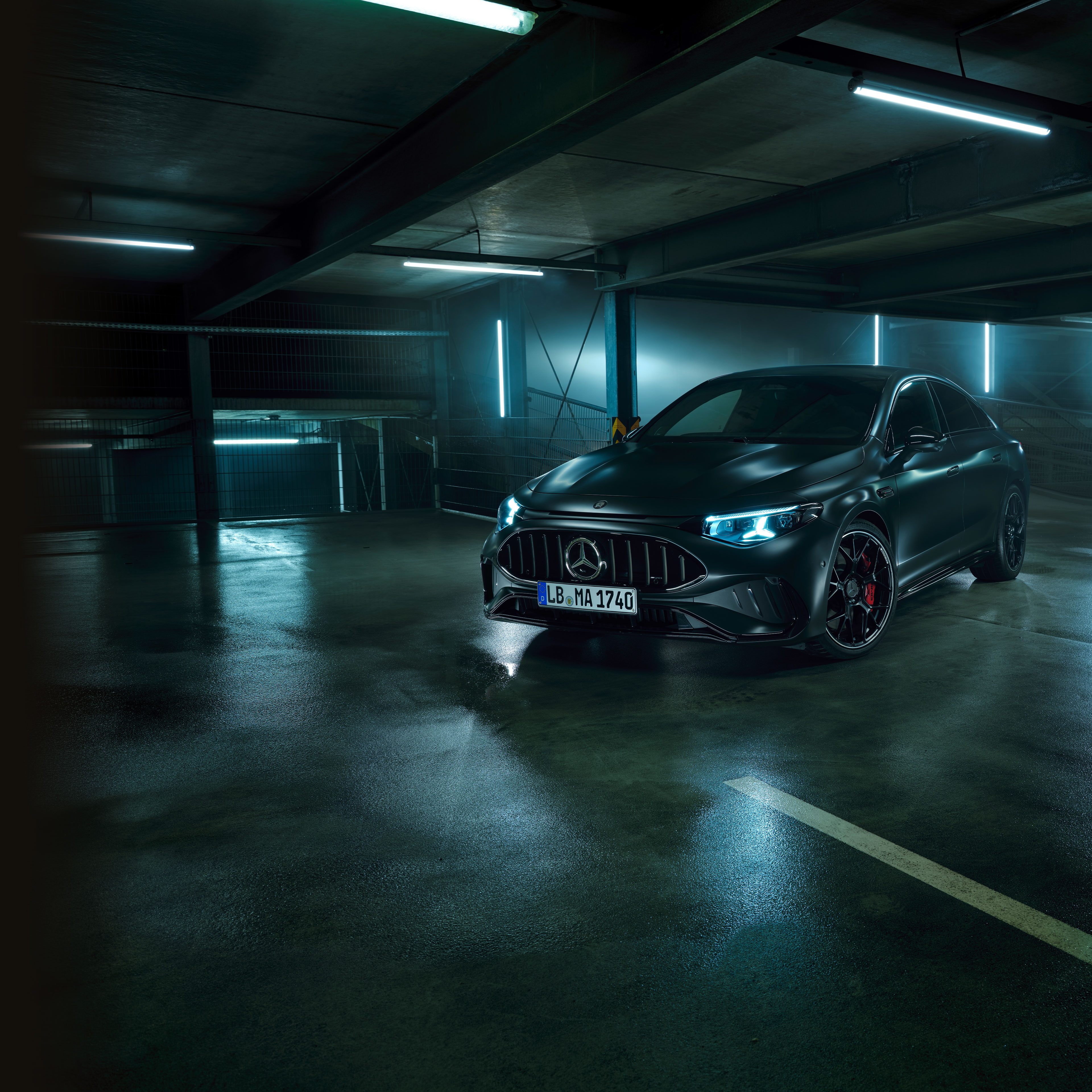 Nowy Mercedes-AMG CLA 45 4MATIC+ electric.