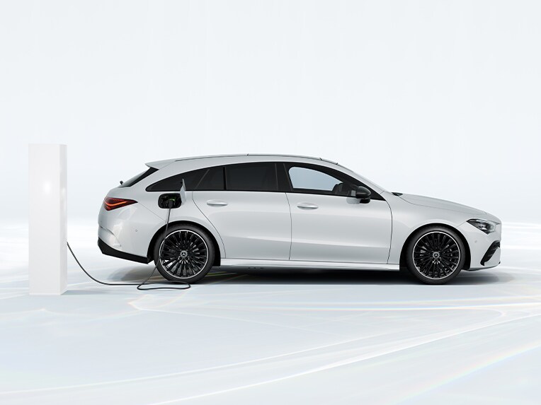 Nowy Mercedes-Benz CLA Shooting Brake z napędem hybrydowym plug-in.