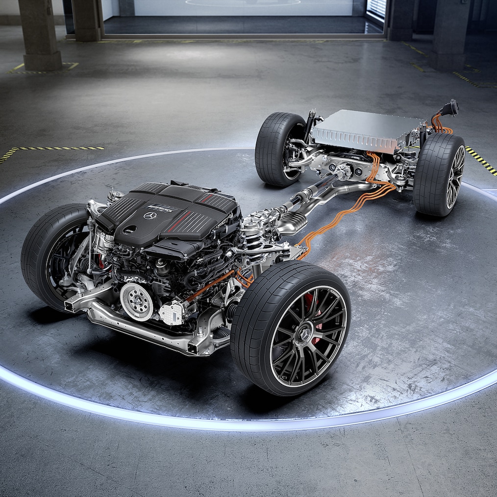 Podwozie AMG z zespołem przeniesienia napędu modelu Mercedes-AMG E 53 HYBRID 4MATIC+.