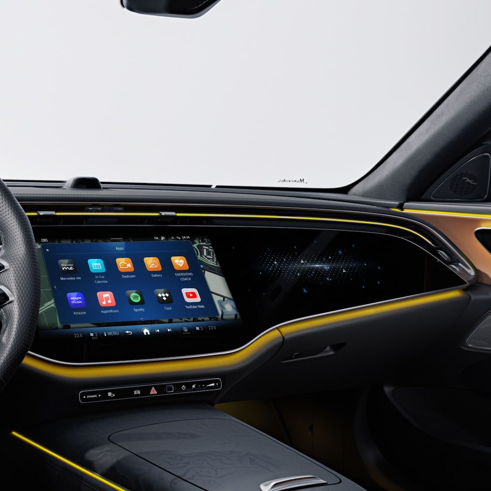 MBUX Superscreen w Mercedes-Benz Klasa E Kombi.