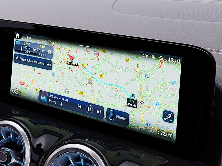 Nawigacja z Electric Intelligence w nowym EQA marki Mercedes-Benz.