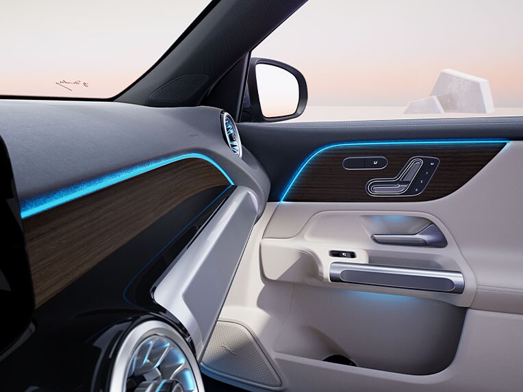 Oświetlenie ambiente nowego modelu Mercedes-Benz EQB.