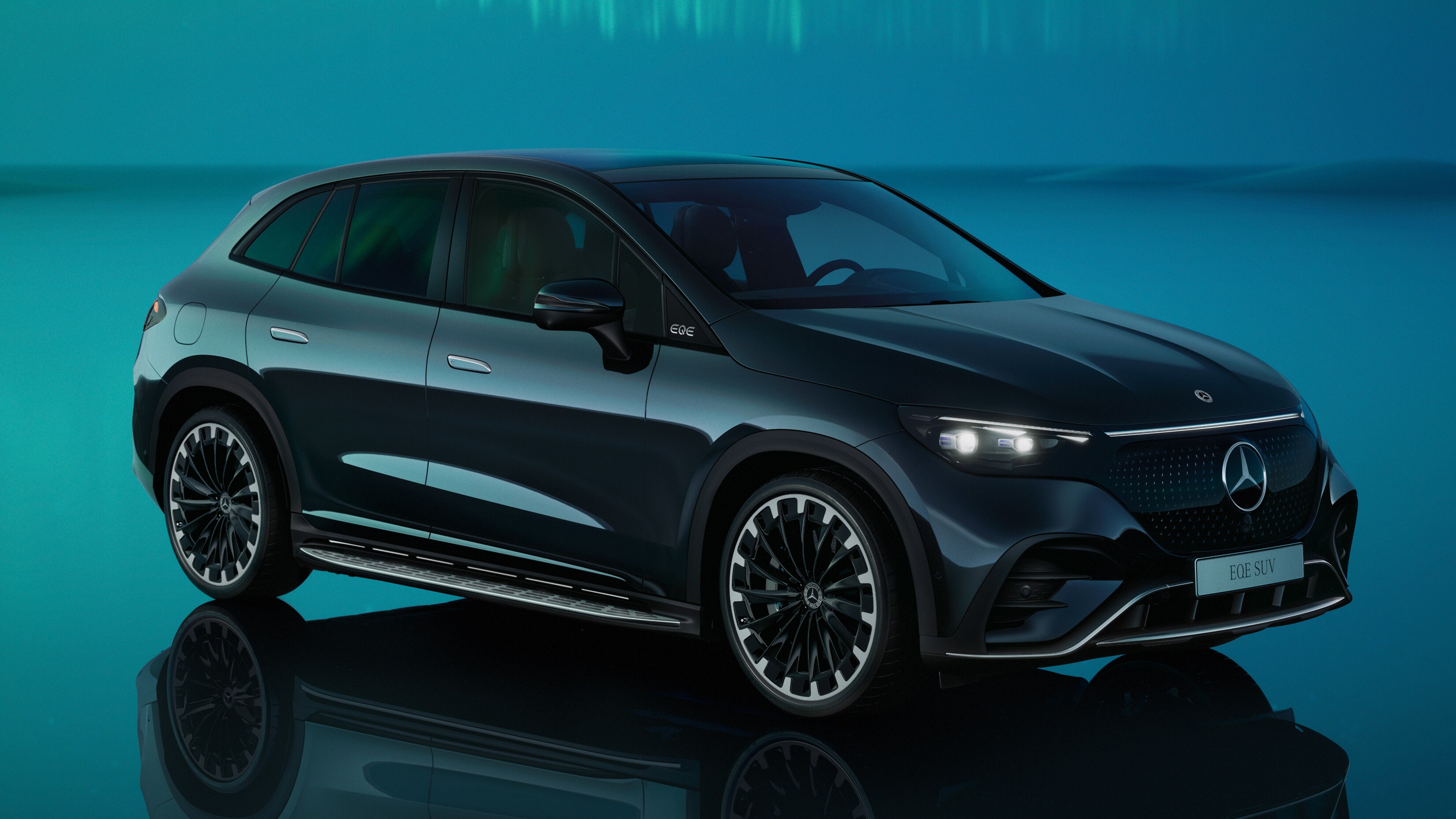 EQE SUV | Mercedes-Benz