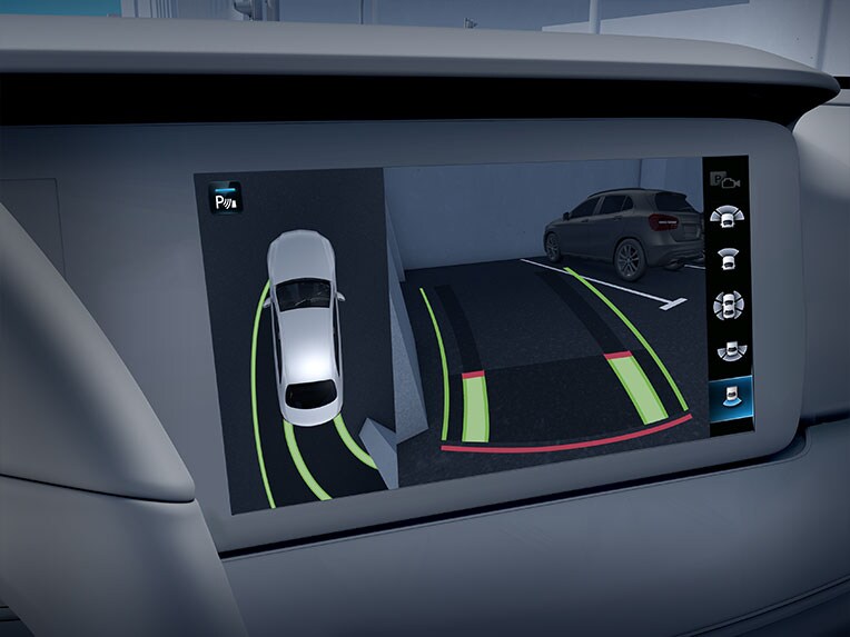 Pakiet parkowania z kamerą 360° w modelu Mercedes-Benz EQS Limuzyna.