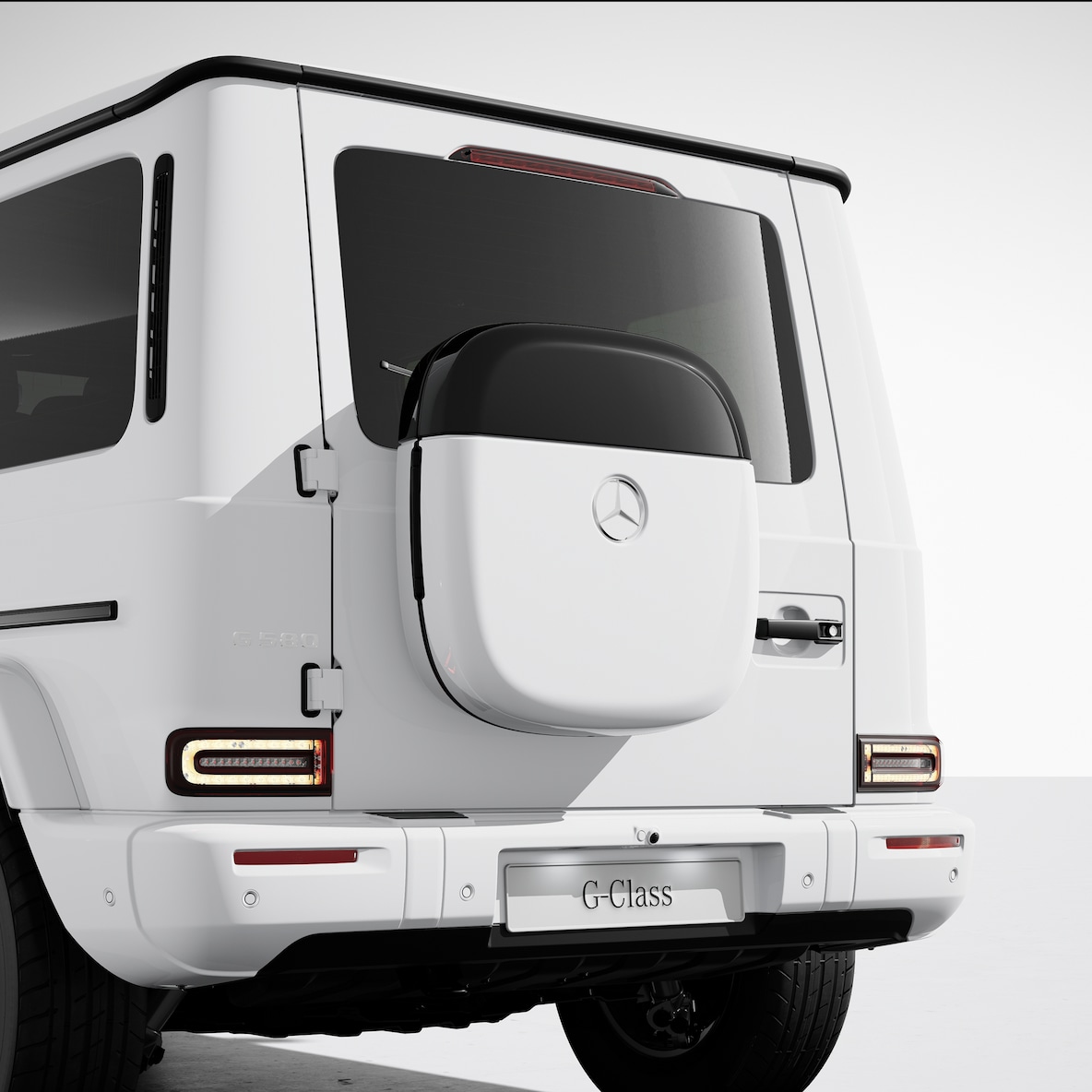 Skrzynka stylizacyjna na tylnych drzwiach Mercedes-Benz G 580 z technologią EQ.