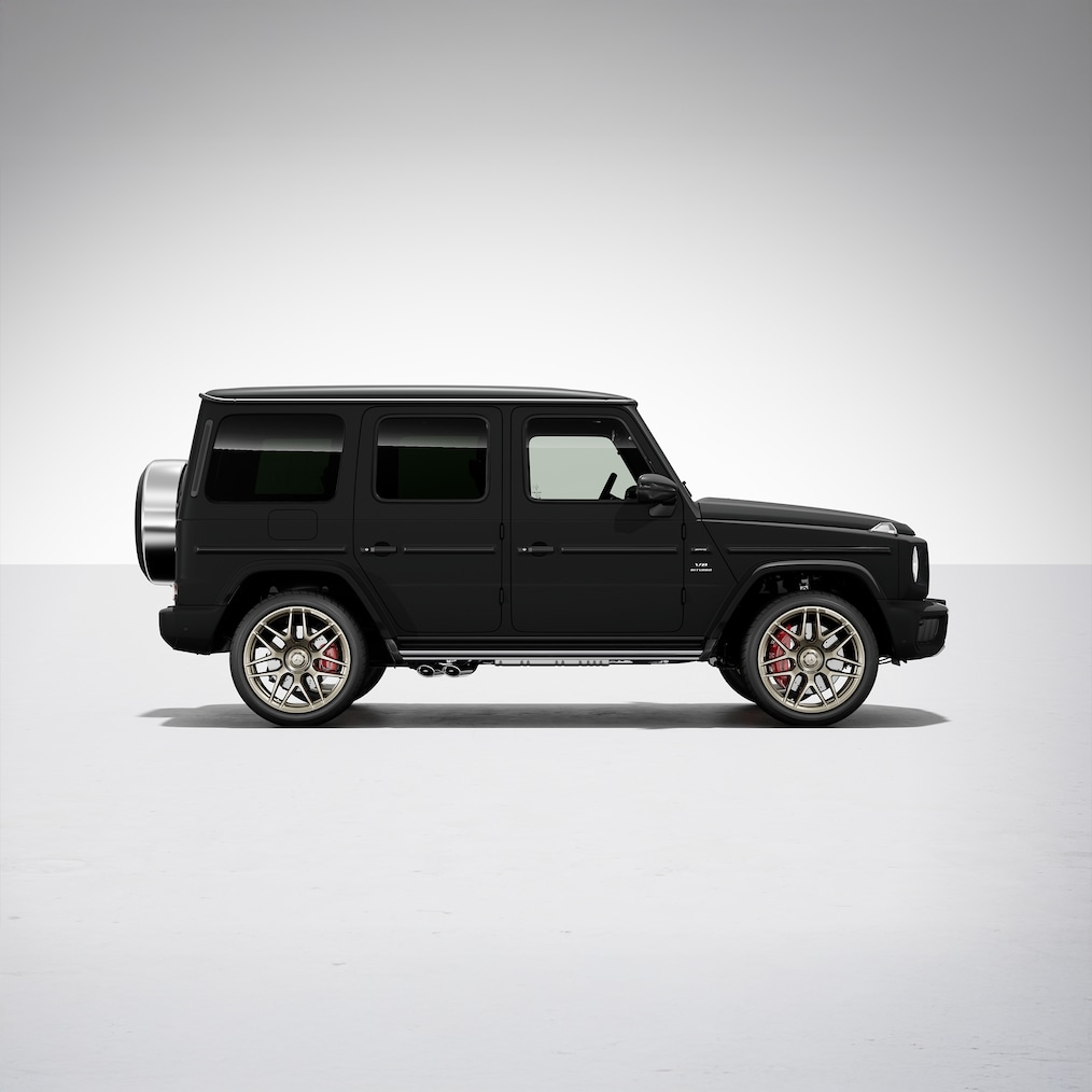 Widok boczny Mercedes-AMG G 63 z pakietem AMG Performance.