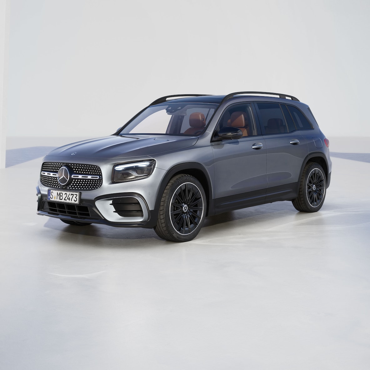 Mercedes-Benz GLB SUV w bocznym widoku z przodu.