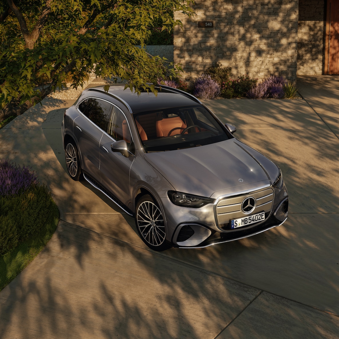 Wygląd zewnętrzny nowego modelu GLC z technologią EQ firmy Mercedes-Benz.