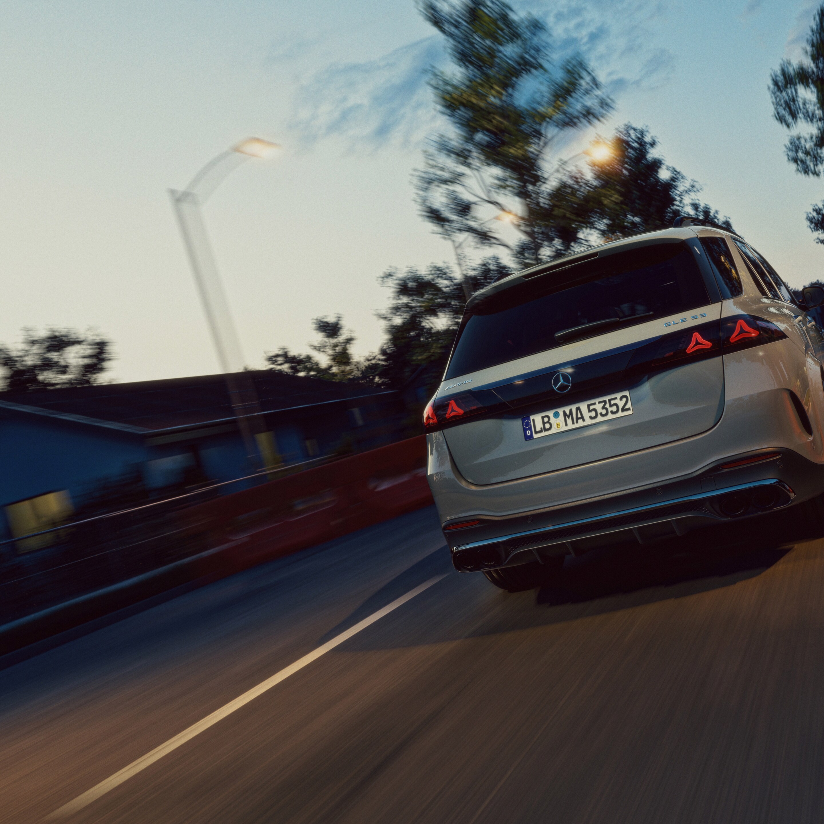 Osiągi nowego modelu Mercedes-AMG GLE.