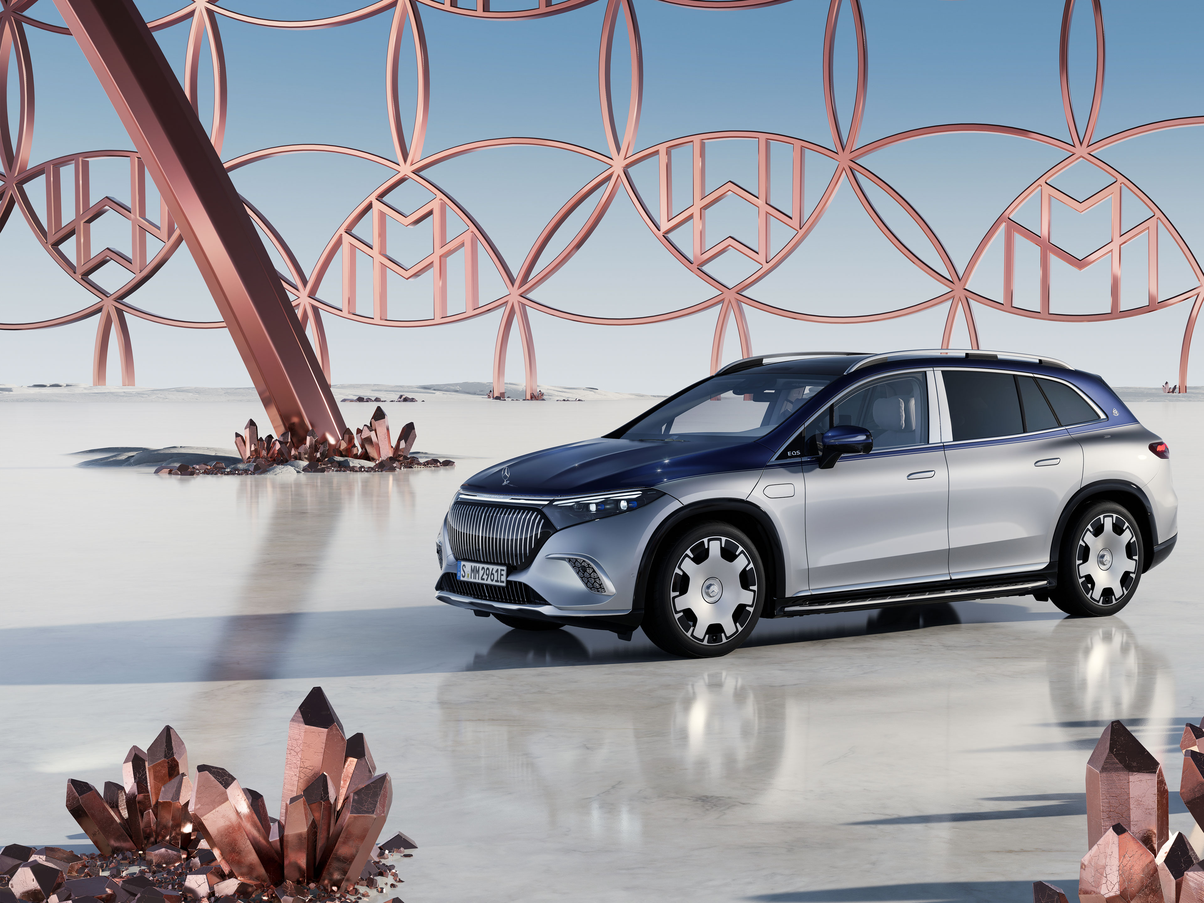 EQS SUV | Marka | Mercedes-Maybach Mercedes-Maybach EQS SUV w widoku bocznym.