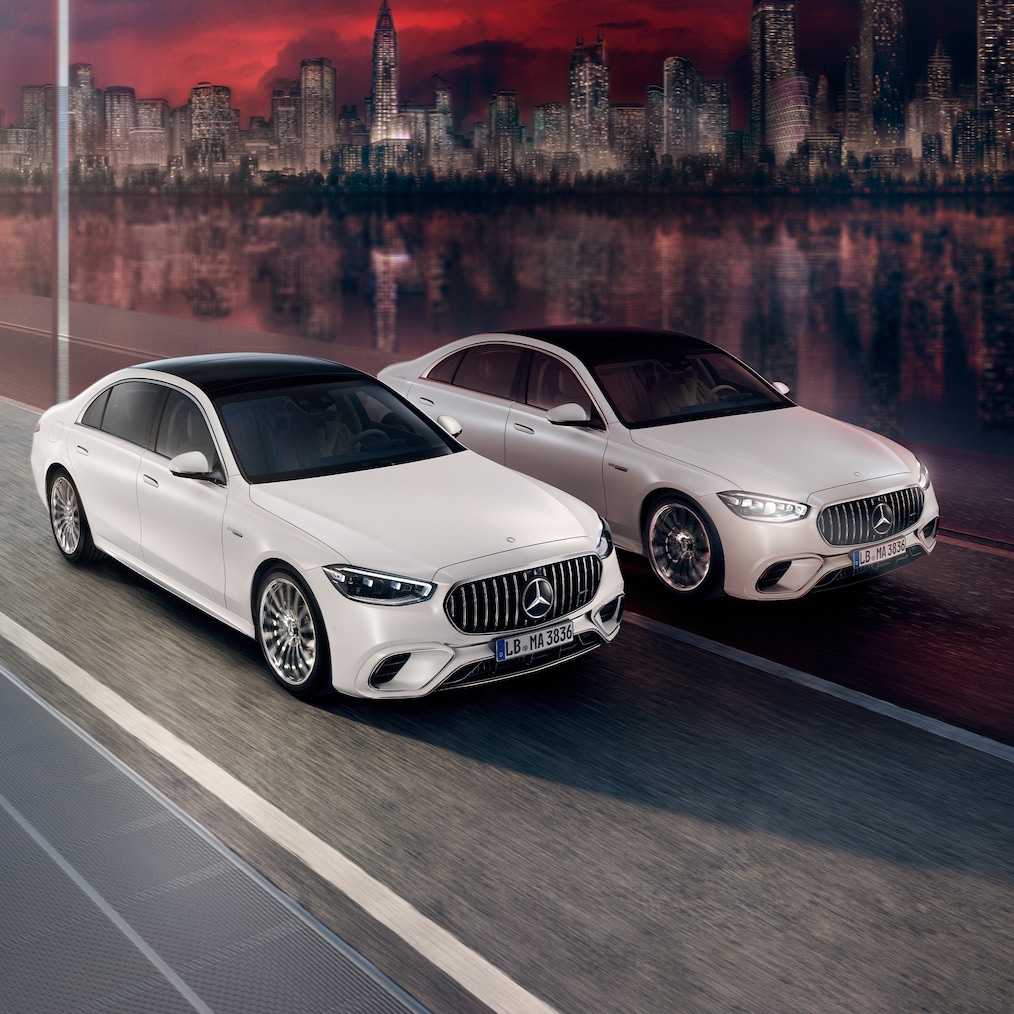 Kolejny dynamiczny widok Mercedes-AMG S 63 E PERFORMANCE (ujęcie podczas jazdy).