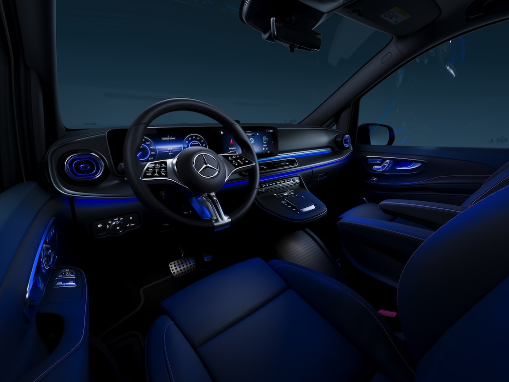 Oświetlenie ambientowe w 64 kolorach w Marco Polo HORIZON.