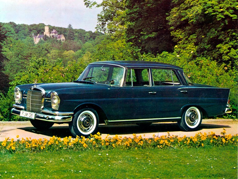 Mercedes-Benz „Fintail” (W 111) z 1959 roku.