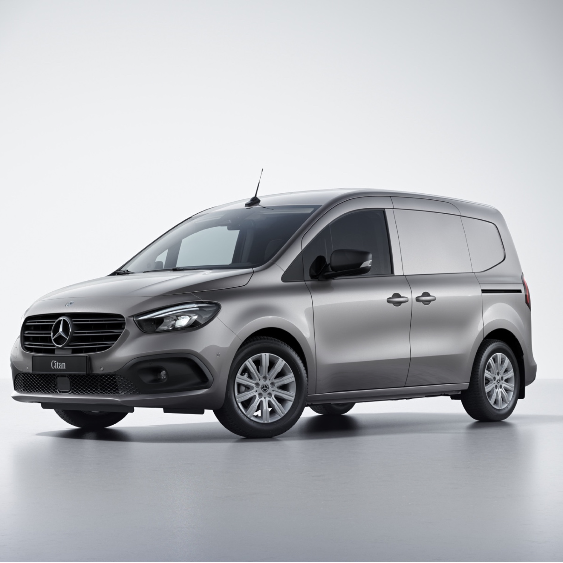 Cyfrowe Dodatki | Citan Furgon | Mercedes-Benz Cyfrowe Dodatki dla modelu Mercedes-Benz Citan Furgon.