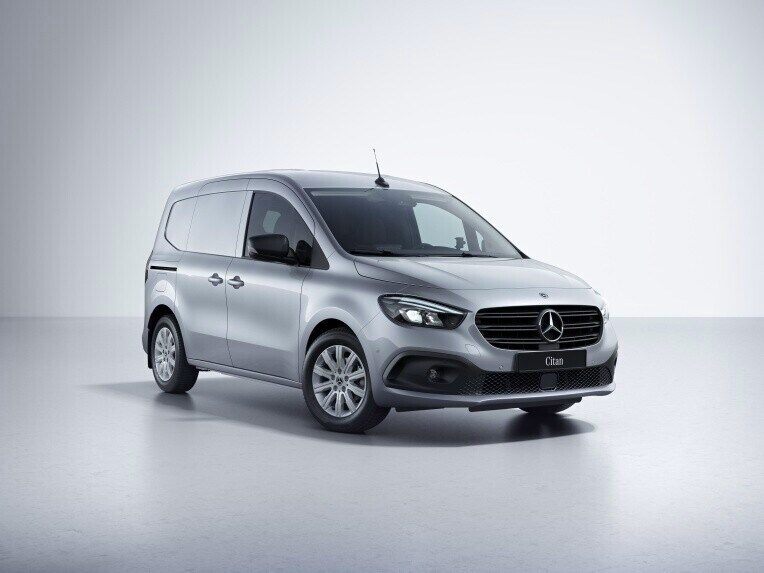 Mercedes-Benz Citan Furgon z linią wyposażenia SELECT.