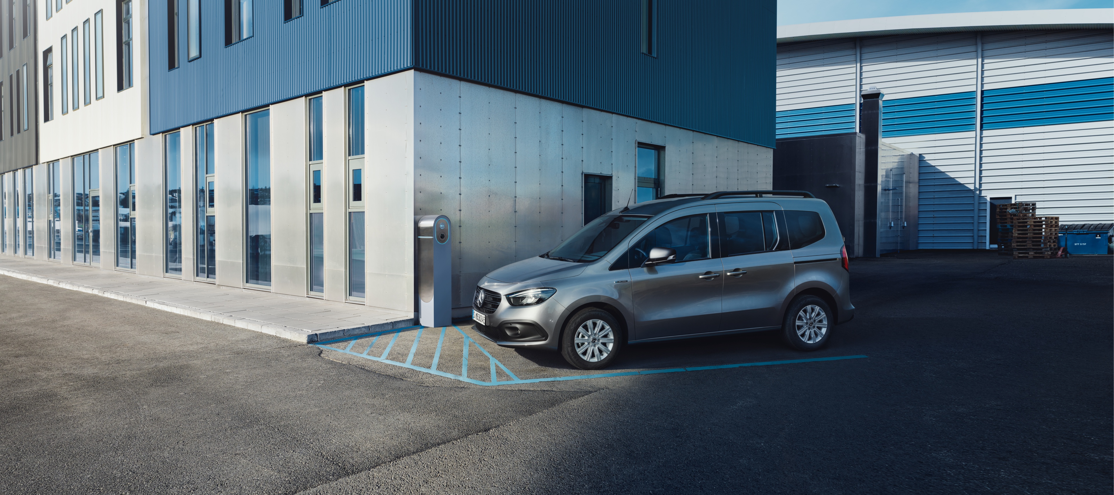 Finansowanie | eCitan Tourer | Samochody dostawcze Mercedes-Benz Odpowiednie finansowanie dla eCitana.