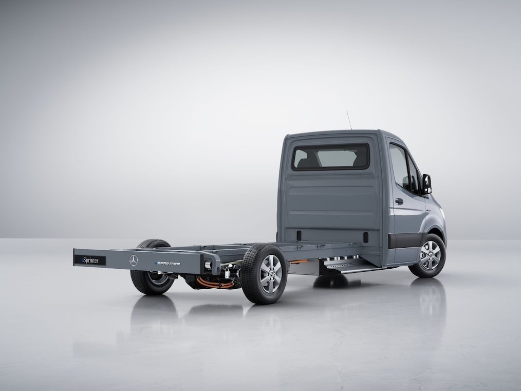Widok z tyłu na Mercedes-Benz eSprinter Podwozie do zabudowy.