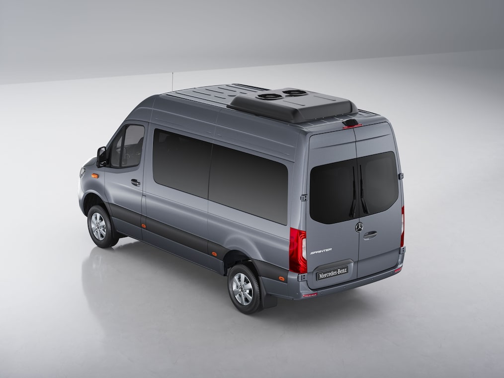 Mercedes-Benz Sprinter Tourer z napędem na wszystkie koła 4x4 z momentem obrotowym na żądanie.