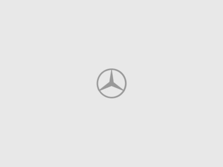 Ogrzewanie foteli kierowcy i pasażera z w modelu Mercedes-Benz Vito.