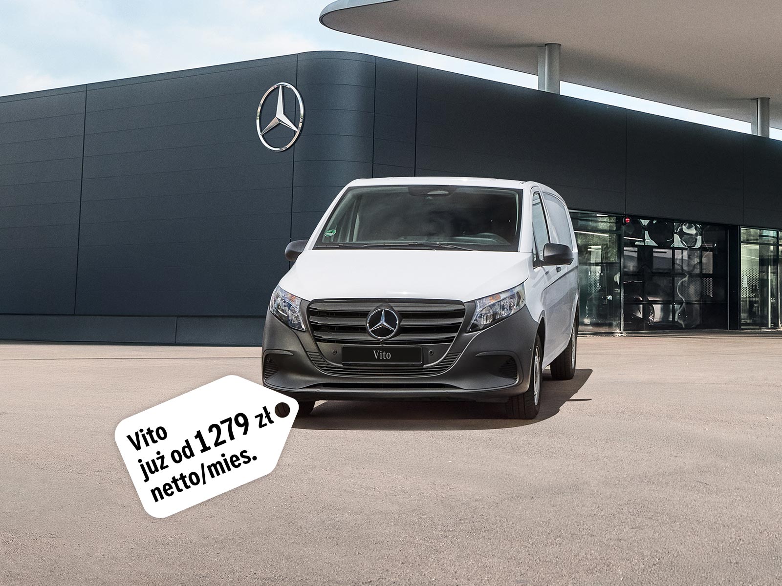 Mercedes-Benz Vito Biały Vito Mercedes-Benz zaparkowany przed salonem Mercedes-Benz.