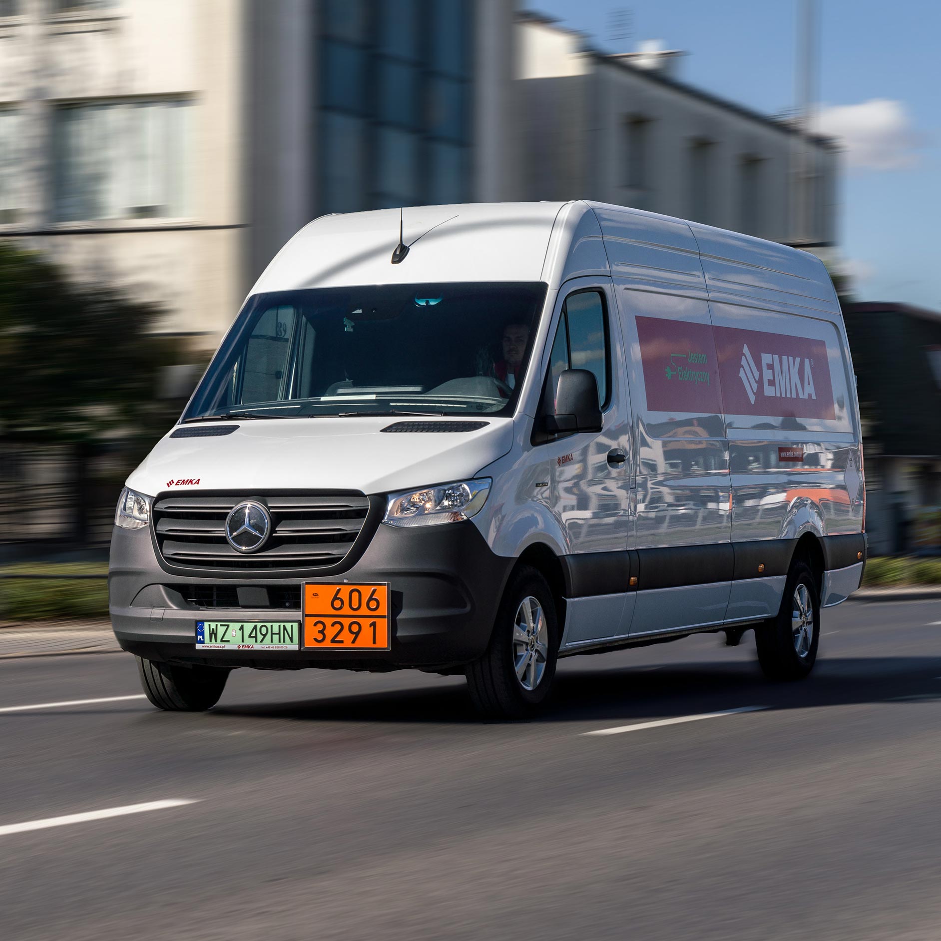 eSprinter w Emka S.A. – zielony transport odpadów medycznych eSprinter w Emka S.A. – zielony transport odpadów medycznych
