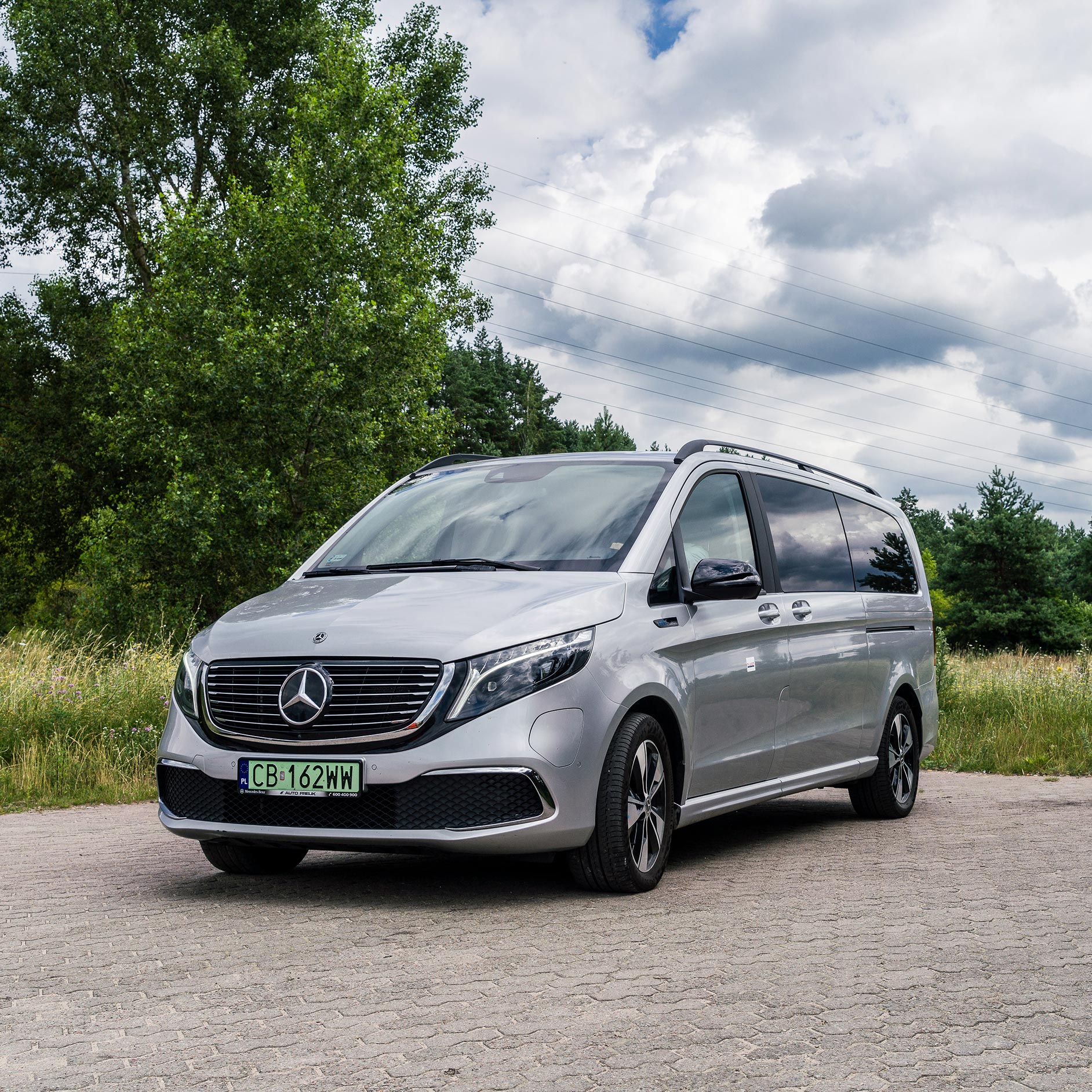 Mercedes-Benz EQV w ośrodku rehabilitacji Neuron Mercedes-Benz EQV w ośrodku rehabilitacji Neuron